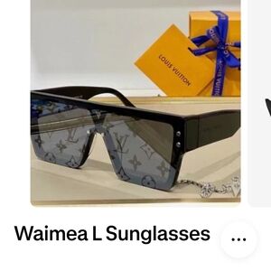 LUXURY  UNISEX Black Shield Sunglasses with Monogram Lenses💯👍😎🎰🥽